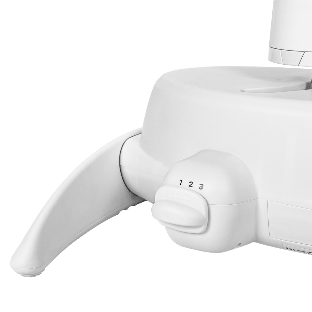 Укачивающий центр Mio 2025 ANIM Mio управляется с помощью механической панели и рычажка, расположенных на корпусе.