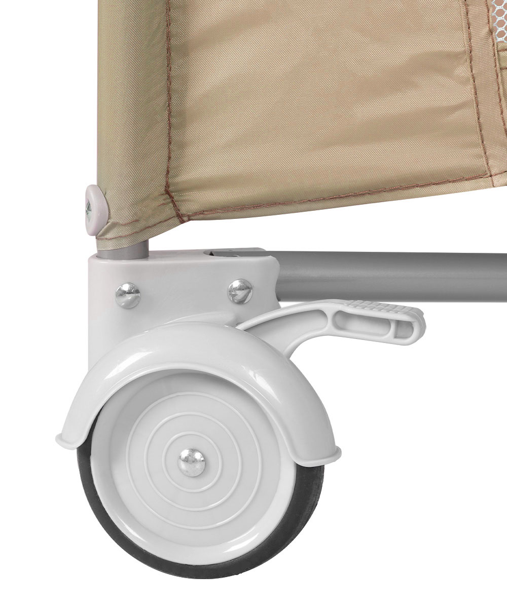 Приставная кровать-манеж Porta 2025 Пара прорезиненных колёс позволяют даже в одиночку с легкостью транспортировать манеж-кроватку в пределах квартиры.
