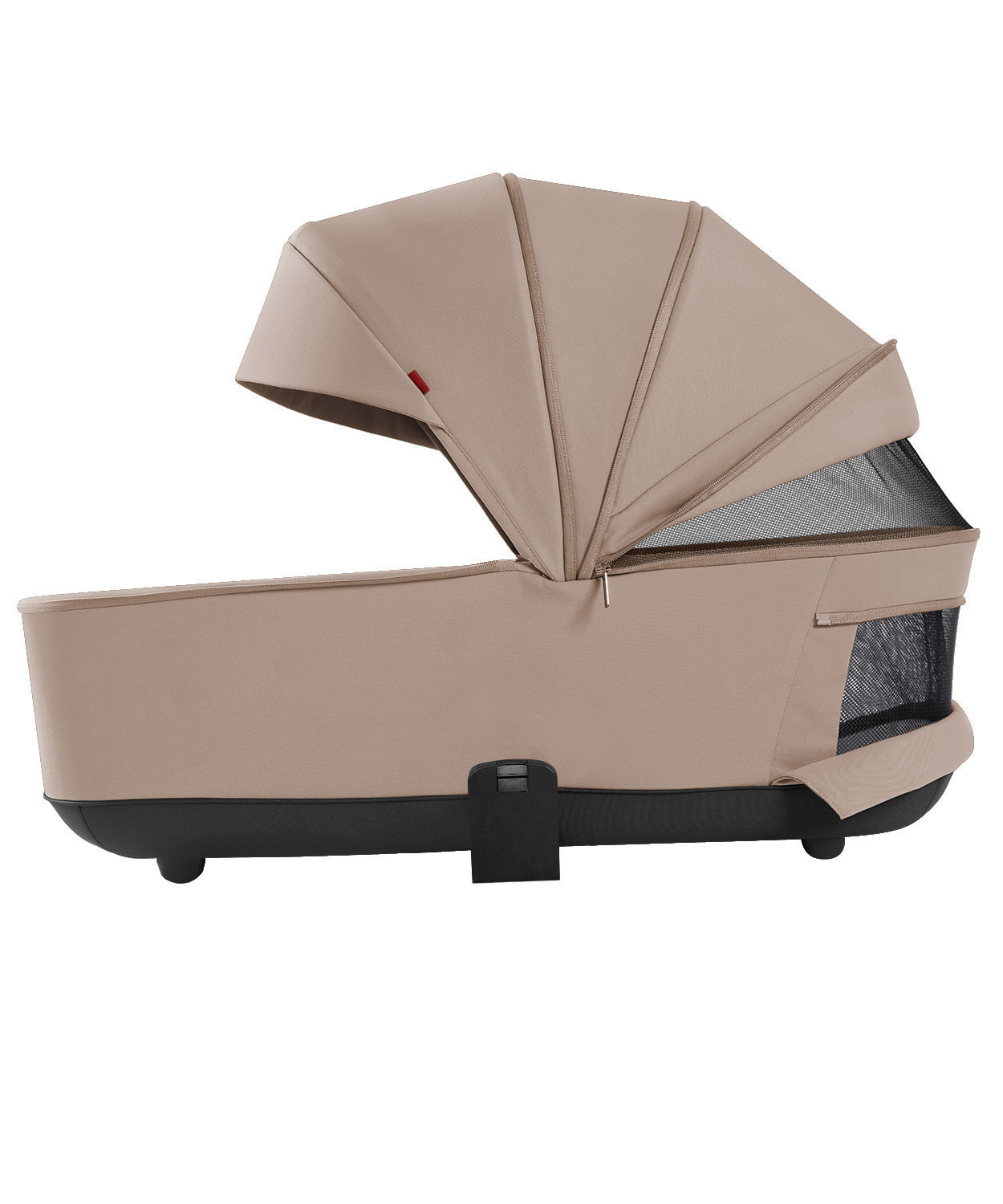 Универсальная коляска Sigma 3 в 1 CRL-6529 Климатическое и панорамное окошки регулируют вентиляцию при помощи защитного клапана — летом обеспечивая свежий приток воздуха, а в прохладное время полностью закрываются.