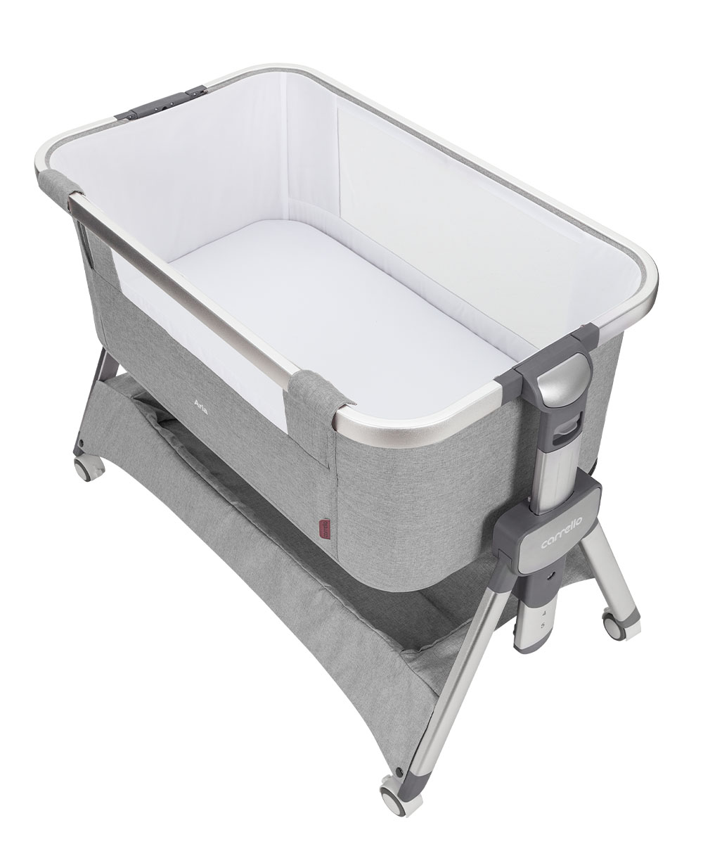 Приставная кроватка Aria 2 в 1 2025 Матрасик входит в комплект кроватки и фиксируется внутри при помощи липучек.