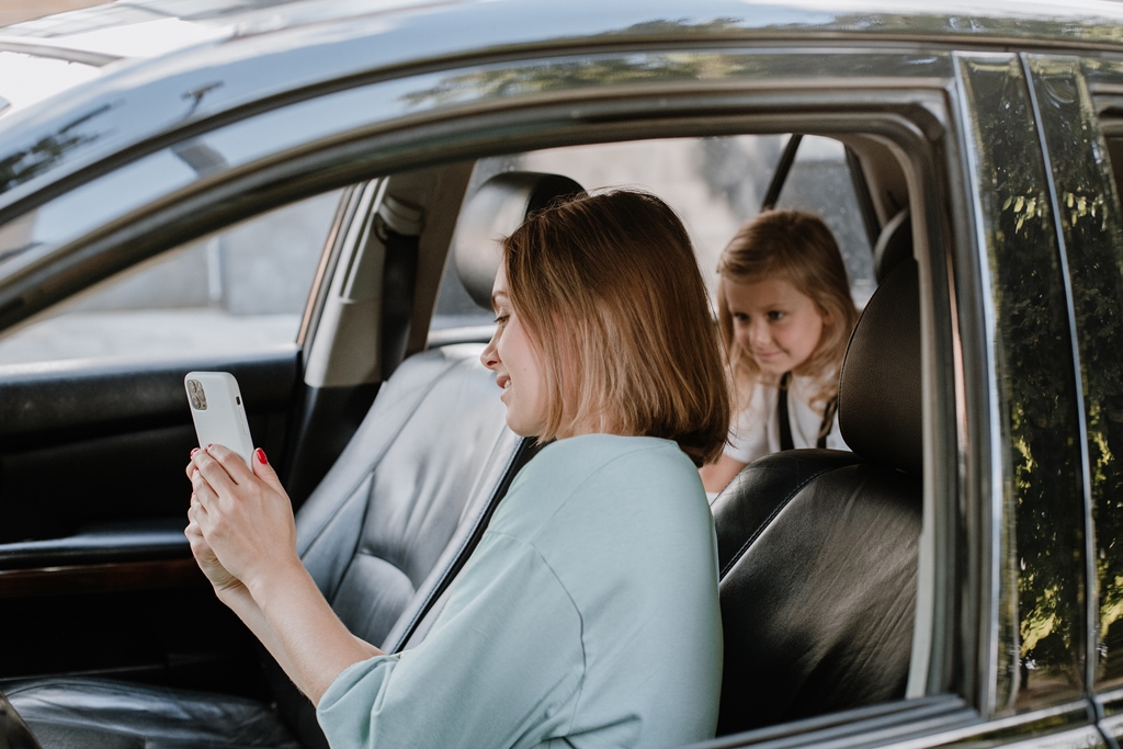 Материнство – не подвиг, а удовольствие: манифест современной  #яжемамы